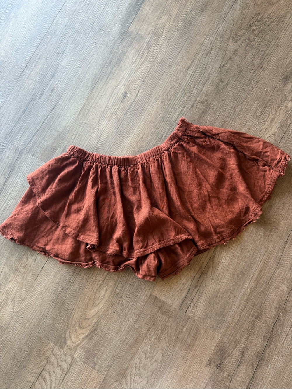 Free People Rust Ruffled Linen-Blend Shorts - Picture 4 of 6